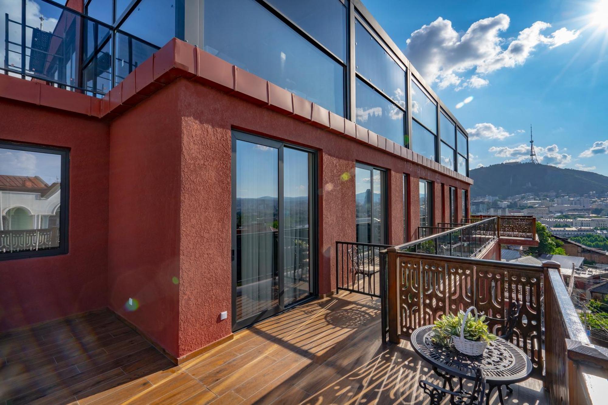 Iris Hotel Τυφλίδα Εξωτερικό φωτογραφία