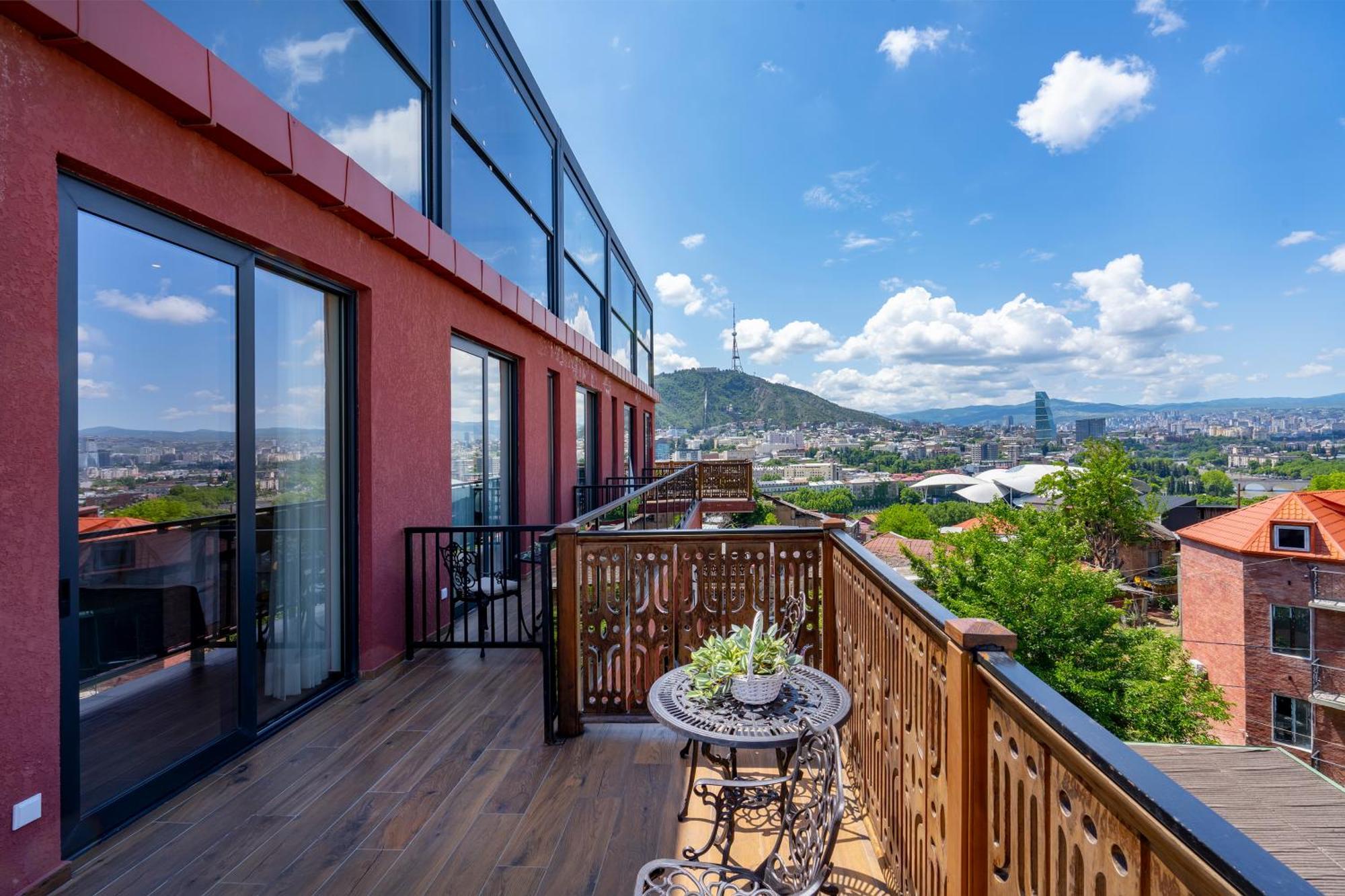 Iris Hotel Τυφλίδα Εξωτερικό φωτογραφία