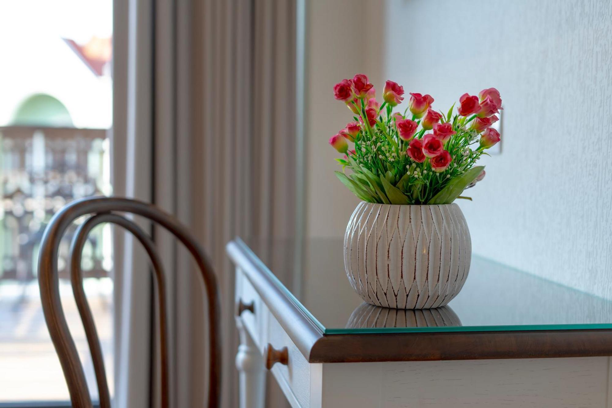 Iris Hotel Τυφλίδα Εξωτερικό φωτογραφία