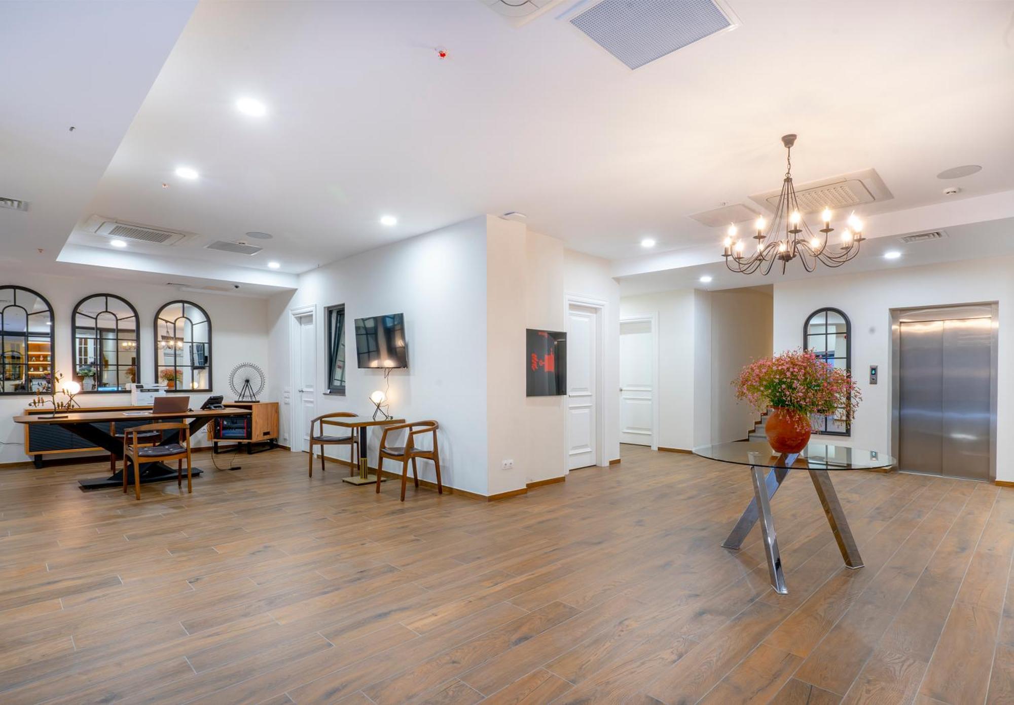 Iris Hotel Τυφλίδα Εξωτερικό φωτογραφία