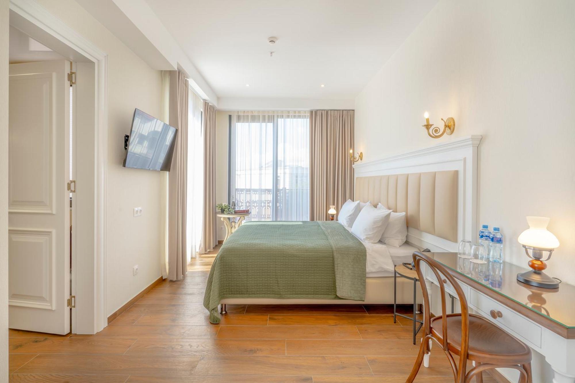 Iris Hotel Τυφλίδα Εξωτερικό φωτογραφία
