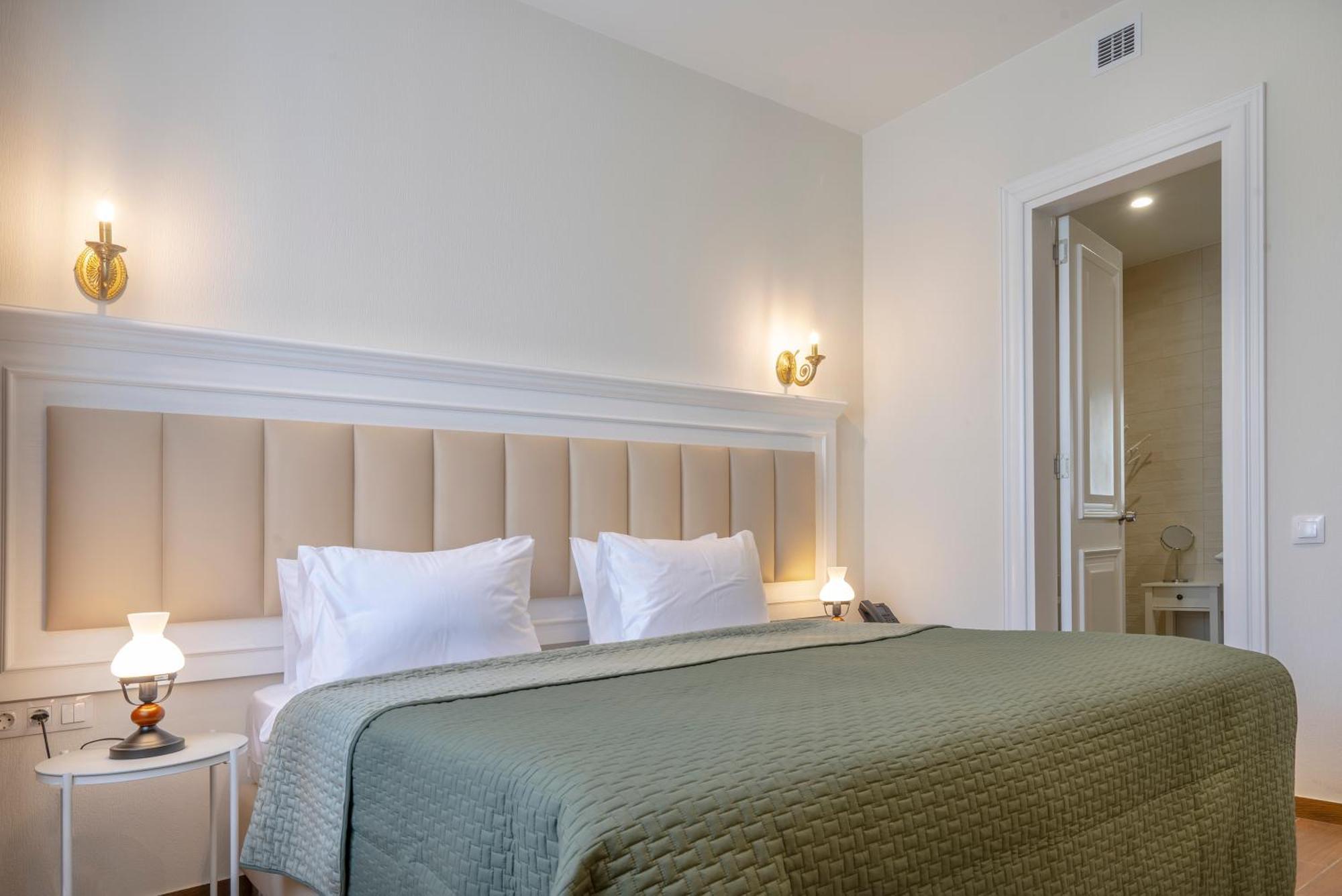 Iris Hotel Τυφλίδα Εξωτερικό φωτογραφία